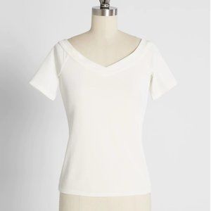 ModCloth Plus Size White Velvet Off Shoulder Top NWOT